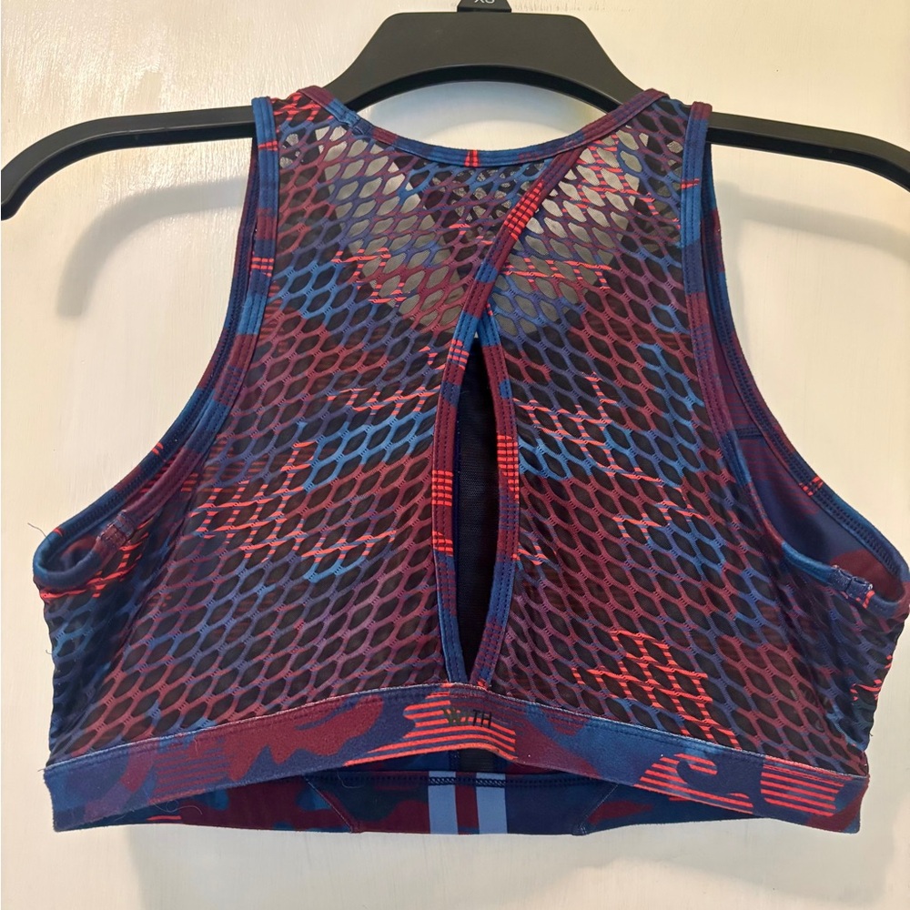 Peloton Women's Vibrant Sports Bra Red Blue Wear it To Heart WITH size Large - Picture 2 of 3